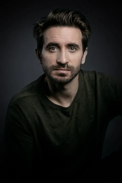 Bill Barberis — personaje: Peter Vinck