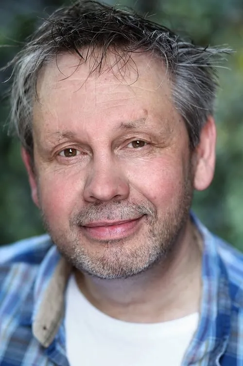 Claire Hagan ha trabajado con Bill Blackwood en 1 ocasiones