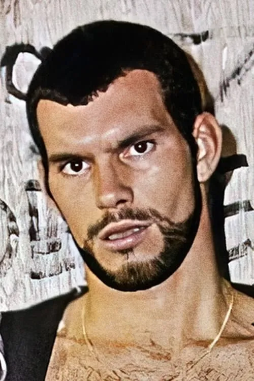 Bill Griffin interpretando a (segments