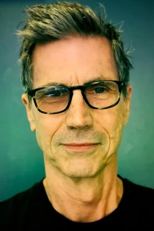 Carrie-Anne Moss ha trabajado con Bill Pope en 4 ocasiones