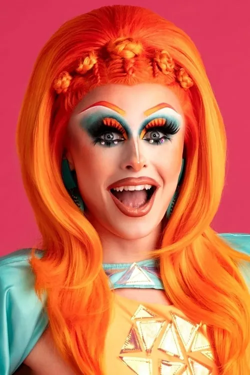 Blu Hydrangea en su biografía y filmografía