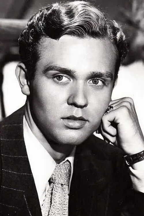 Bob Graham interpretando a Pedro Castillo, Band Leader