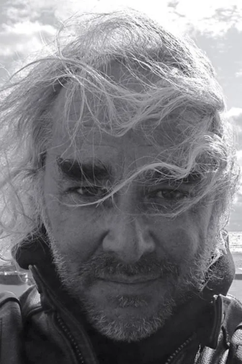 Damian Abraham ha trabajado con Bob Lanois en 1 ocasiones