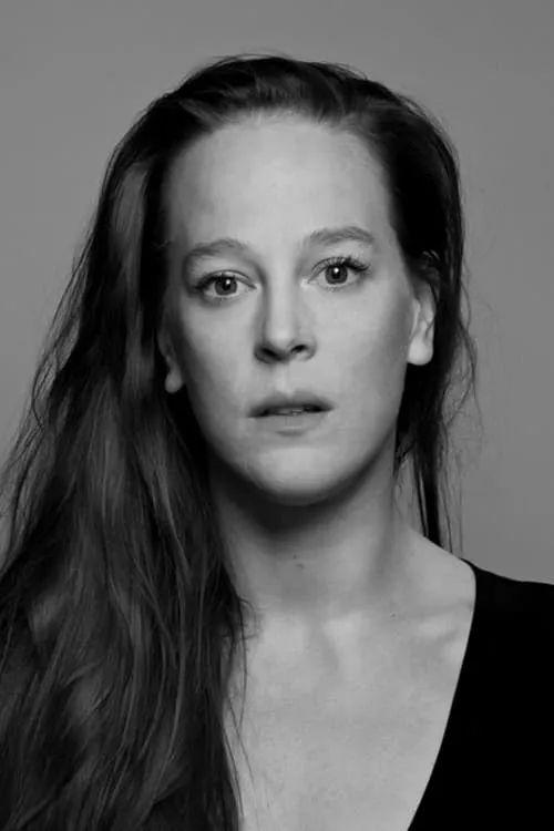 Bobbi Jene Smith interpretando a Herself