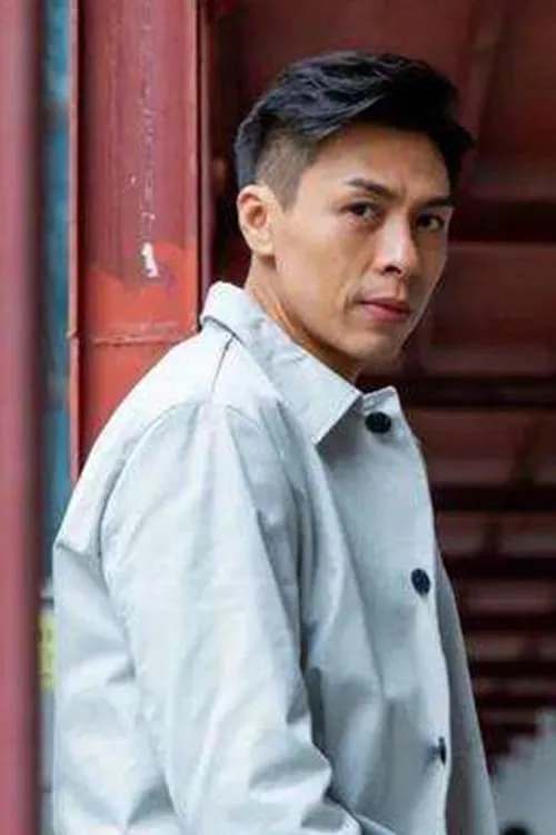 Bond Chan — personaje: Long Shao