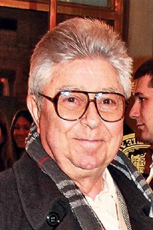 Božidar Stošić interpretando a