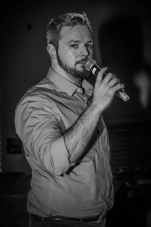 Kate Hughes ha trabajado con Brandon C. Lay en 1 ocasiones