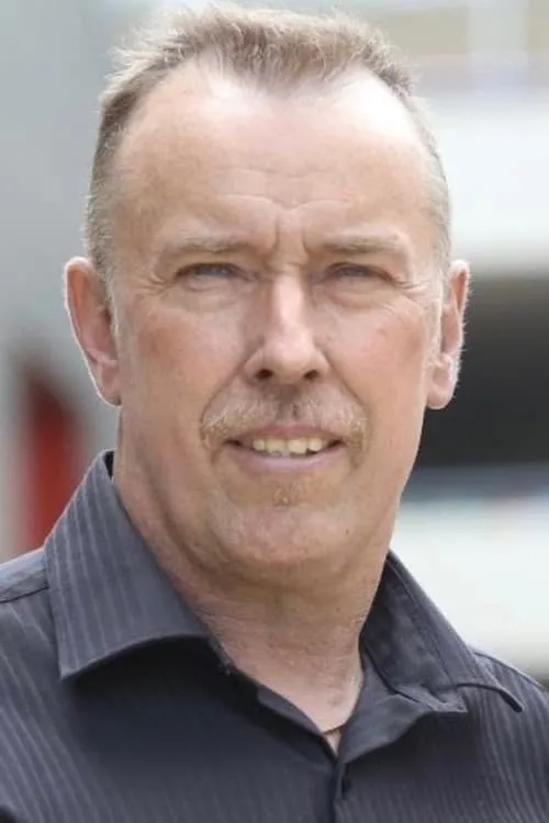 Carl Lentz ha trabajado con Brett Sengstock en 1 ocasiones