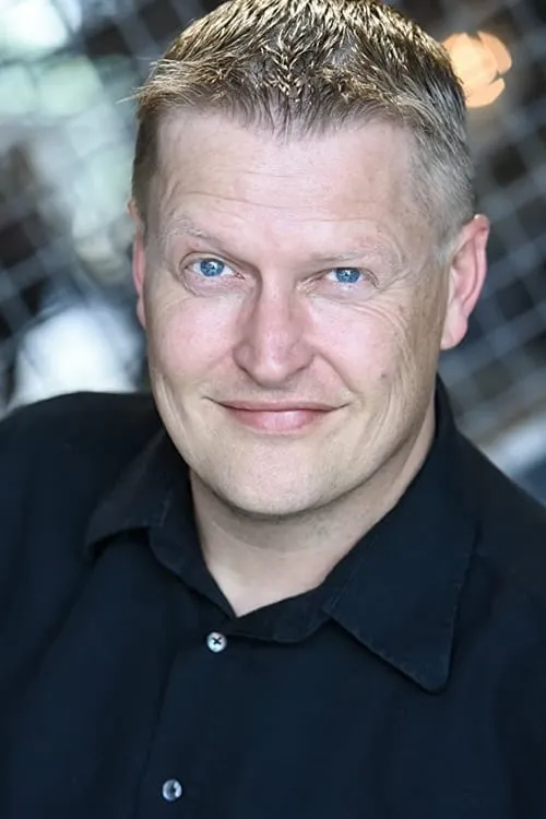 Aj Meyer ha trabajado con Brian Landis Folkins en 1 ocasiones