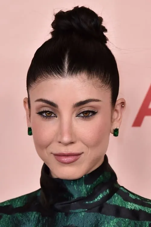 Samantha Colburn ha trabajado con Briana Cuoco en 1 ocasiones