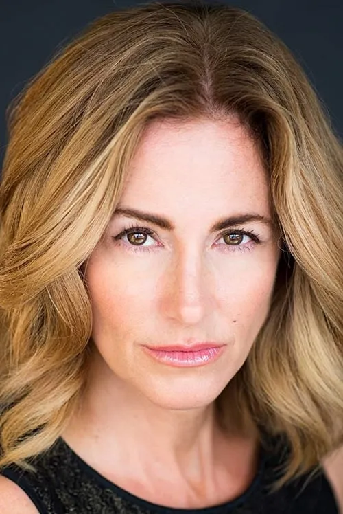 Bridgett Newton — personaje: Clare Hickey