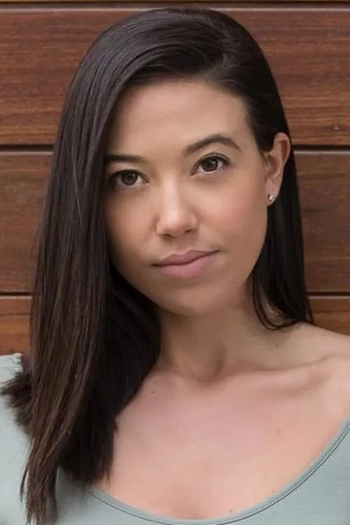 Brielle Cotello interpretando a Witch