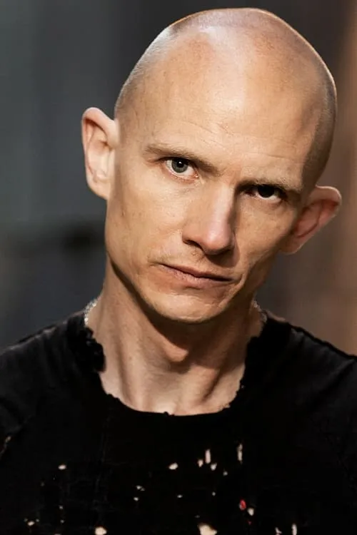 Brandon Halvorsen ha trabajado con Bries Vannon en 1 ocasiones