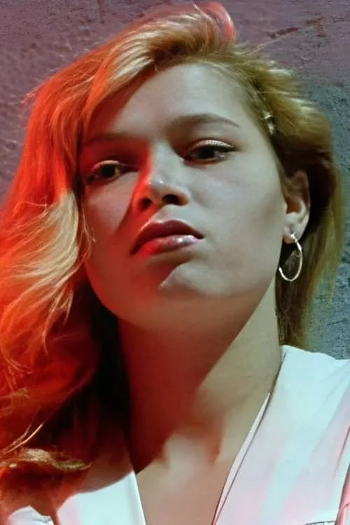 Brigitte Meyer interpretando a Gabi