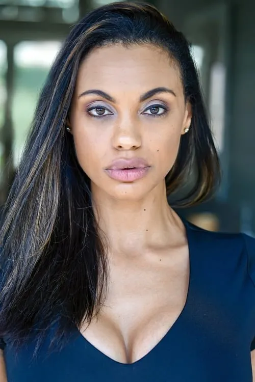 Joshua T. Shipman ha trabajado con Brittany Altenbach en 2 ocasiones