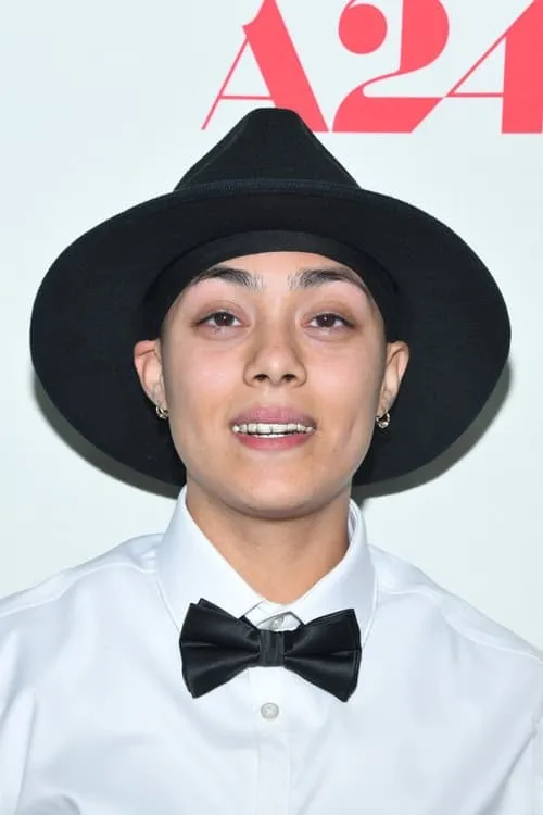 Suzanna Son ha trabajado con Brittney Rodriguez en 1 ocasiones