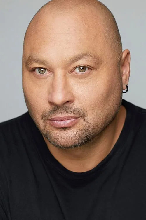 Derek Krantz ha trabajado con Bruce Del Castillo en 1 ocasiones