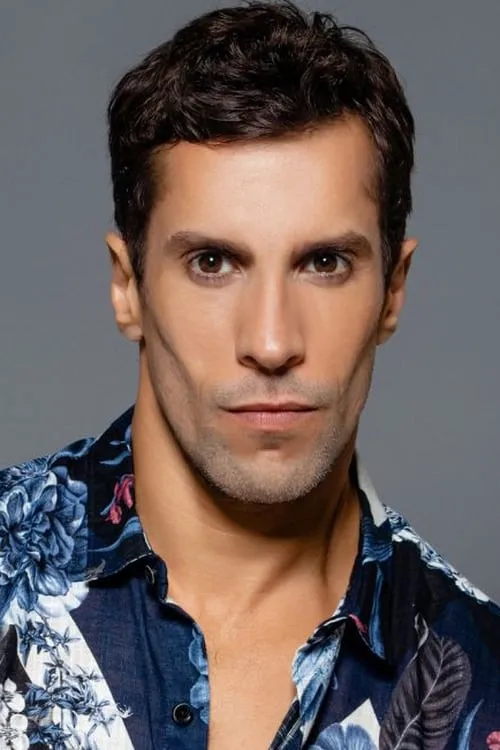 Bruno Bellarmino — personaje: Mauro Pitbull