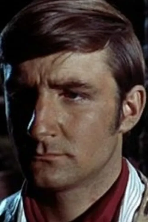 Bruno Carotenuto interpretando a Blanchet - un garde