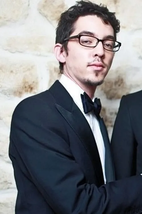 Kyan Khojandi ha trabajado con Bruno Muschio en 6 ocasiones