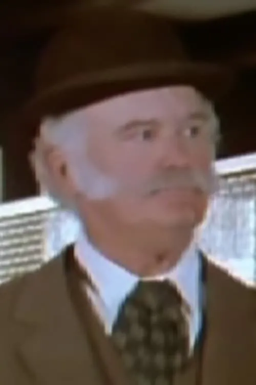 Roger Miller ha trabajado con Buff Douthitt en 1 ocasiones