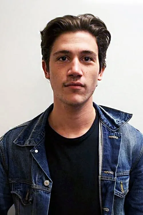 Matthew Bilodeau ha trabajado con Burton Binder en 1 ocasiones