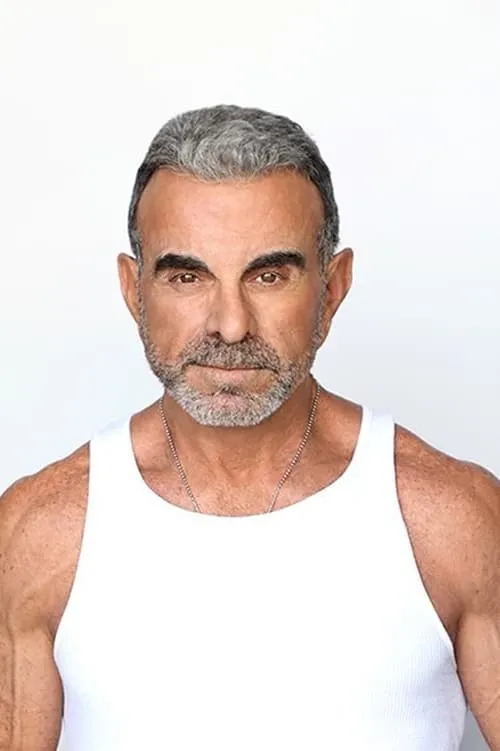 David J. Espinosa ha trabajado con Buzz Cuccia en 1 ocasiones