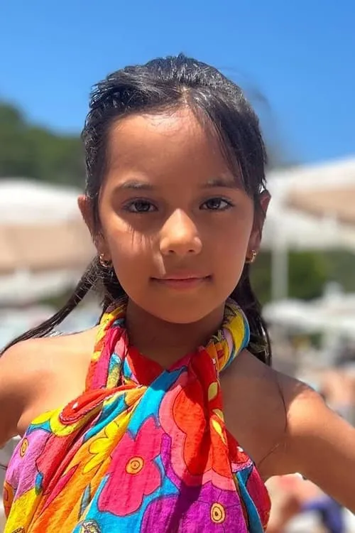 Max Hemmersdorfer ha trabajado con Çağla Yurga en 1 ocasiones