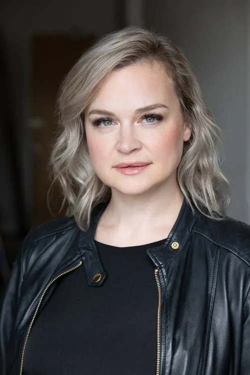 John E. McLenachan ha trabajado con Caitlin Delaney en 1 ocasiones