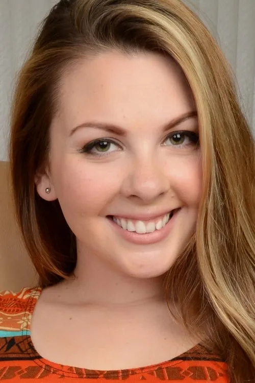 Cali Hayes interpretando a