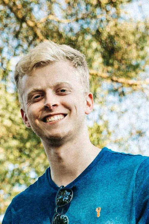 Craig Andrew Robertson ha trabajado con Calum Menzies en 1 ocasiones