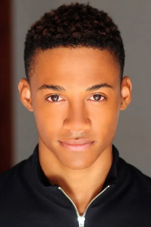 Ella McKenzie Gross ha trabajado con Camaron Engels en 2 ocasiones