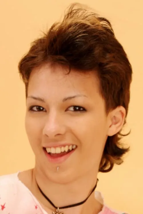 Cameron Skye interpretando a 