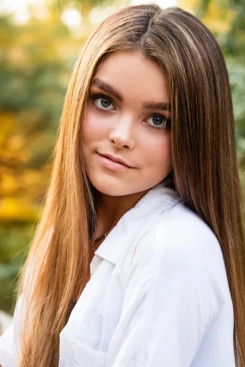 Ethan Fineshriber ha trabajado con Cami Carver en 1 ocasiones