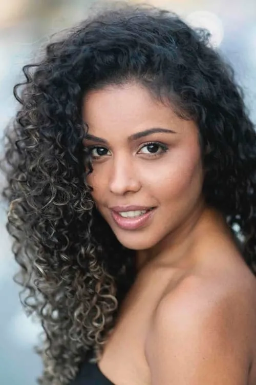 Camila Monteiro — personaje: Cristiane de Souza