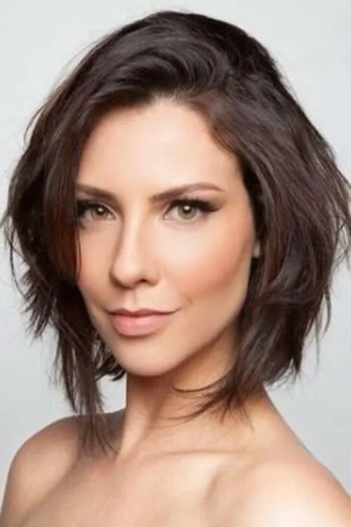 Camila Rodrigues interpretando a Princesa Lili  (Adulta)