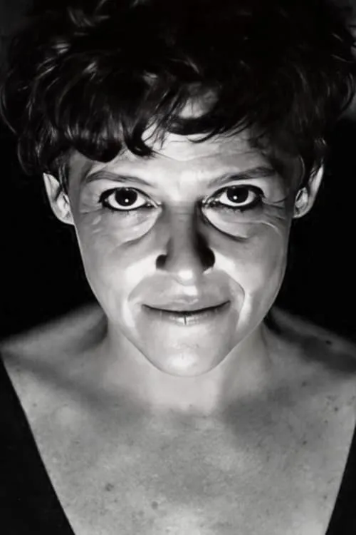 Querelle Delage ha trabajado con Camila Toker en 1 ocasiones