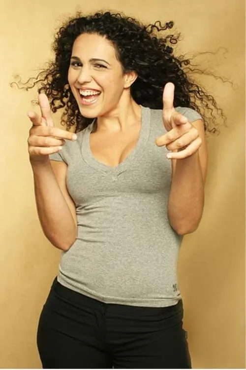 Camila Vaz — personaje: Faxineira