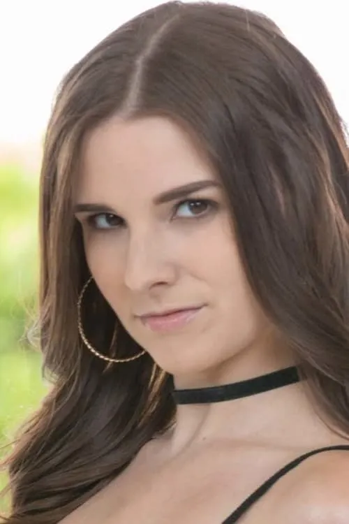 Camille interpretando a Audrey