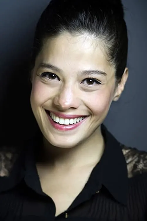 Cansu Dağdelen — personaje: Açelya