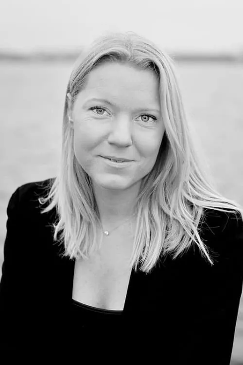 Carina Bergfeldt — personaje: Herself