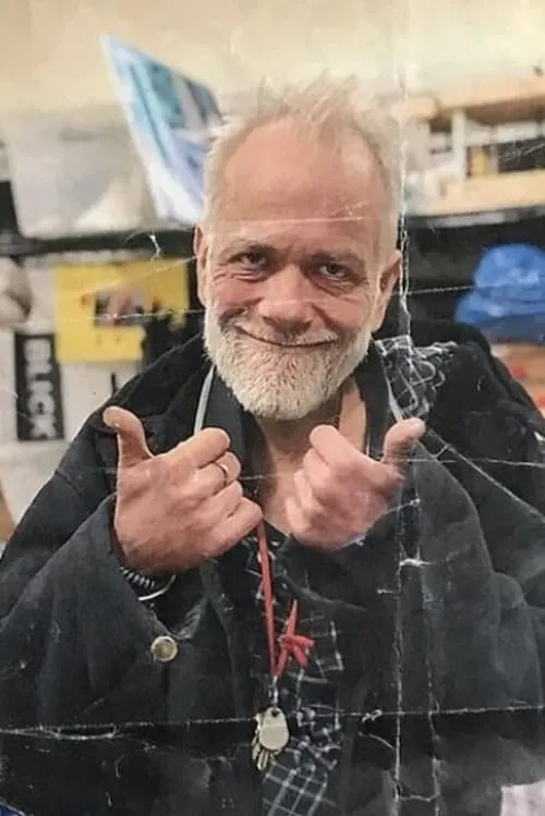 Victoria Rong ha trabajado con Carl J. Sukenick en 1 ocasiones