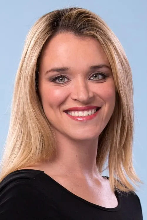 Carla Zunino — personaje: Self - Panelist