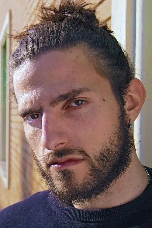 Carlo Alberto Cravino interpretando a Barista