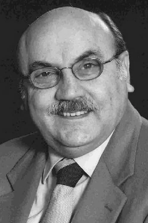 Carlo Molfese — personaje: Il ragionier Pantalla