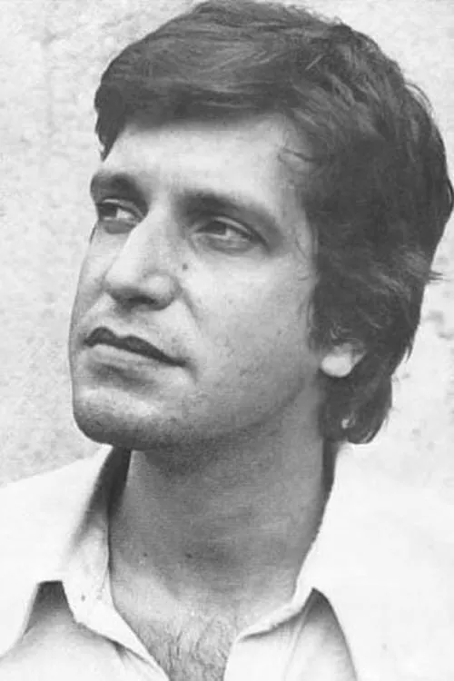 Carlos Arena interpretando a Darci