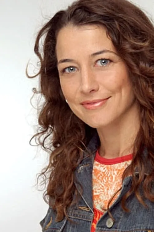 Steven D. Ito ha trabajado con Carmen Thomas en 1 ocasiones