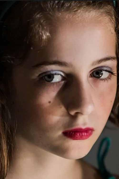 Carolina Ogiermann interpretando a Rose