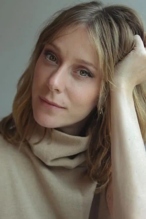 Caroline Abras interpretando a Sílvia