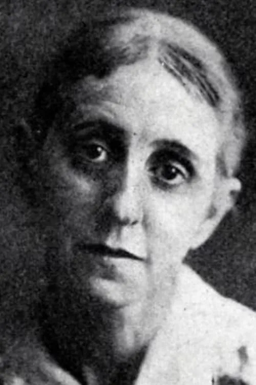 Caroline Rankin interpretando a Queen Anne